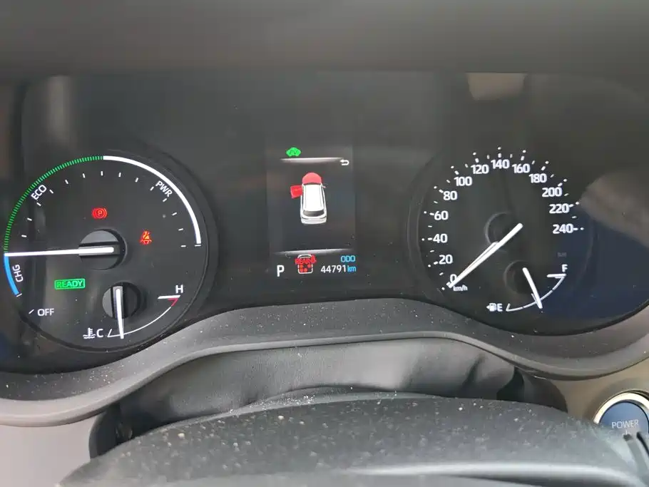 Toyota Granvia — миниатюра 14