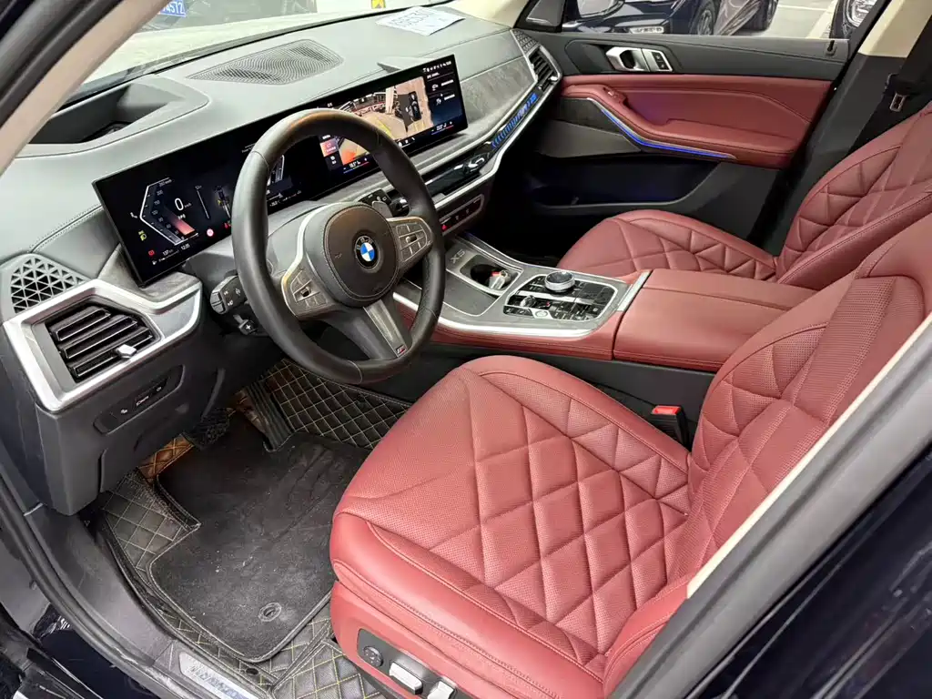 BMW X5 2023 xDrive 30Li Premium M Sport