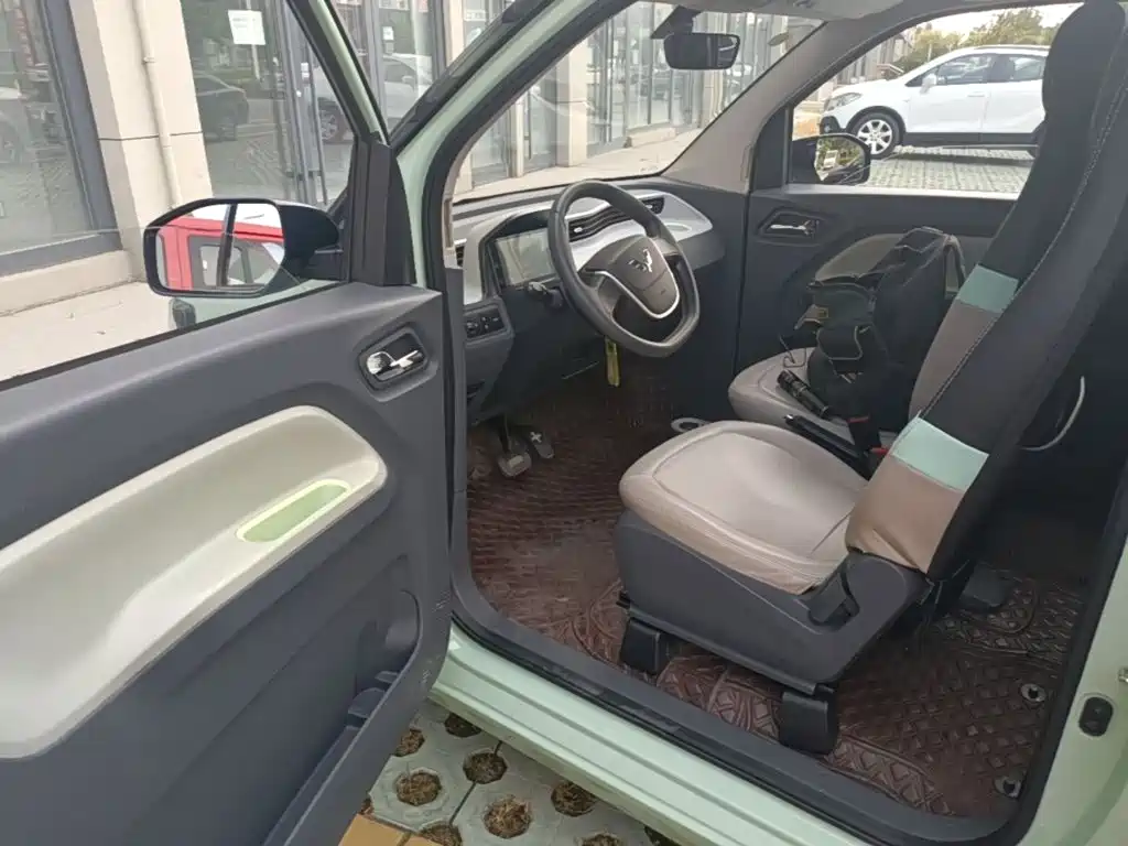 Wuling MINIEV — миниатюра 16