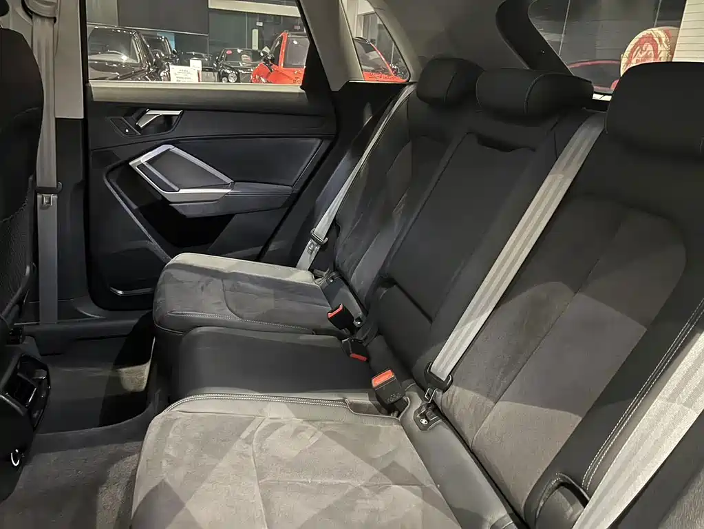 Audi Q3 — миниатюра 8