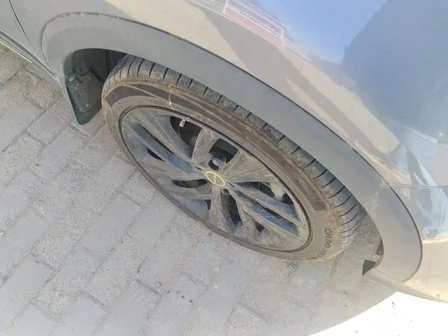 Roewe RX5 — миниатюра 6