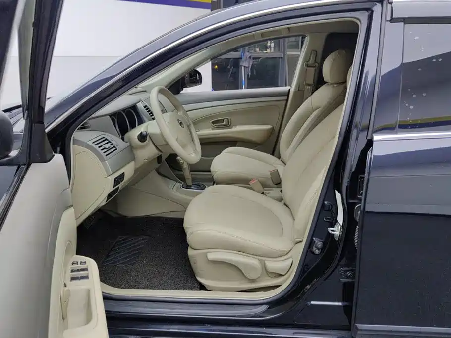Nissan Sylphy — миниатюра 9