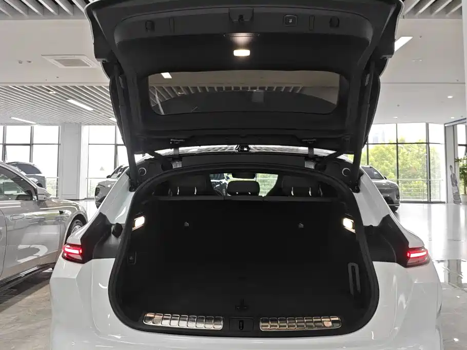NIO ET5T — миниатюра 4