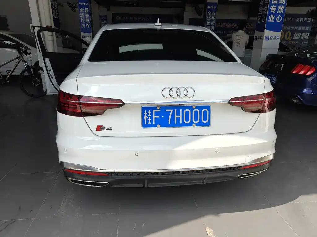 Audi A4L — миниатюра 9