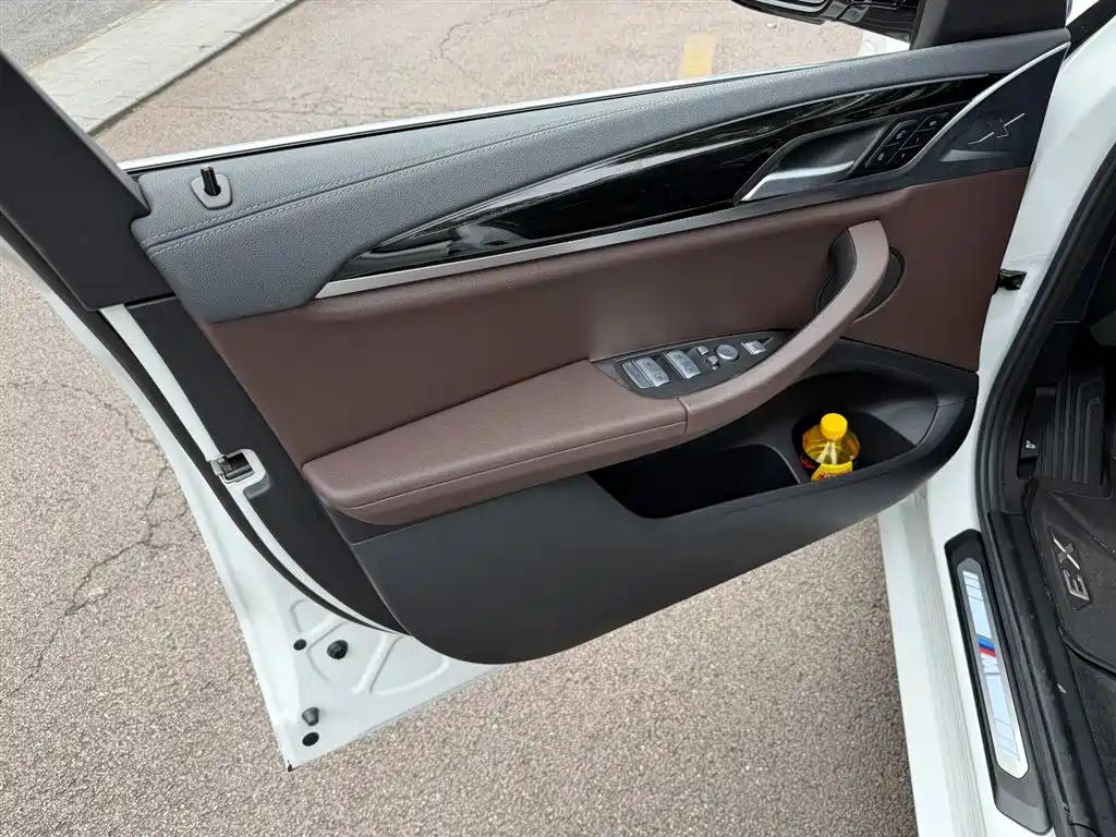 BMW iX3 2022 Lead