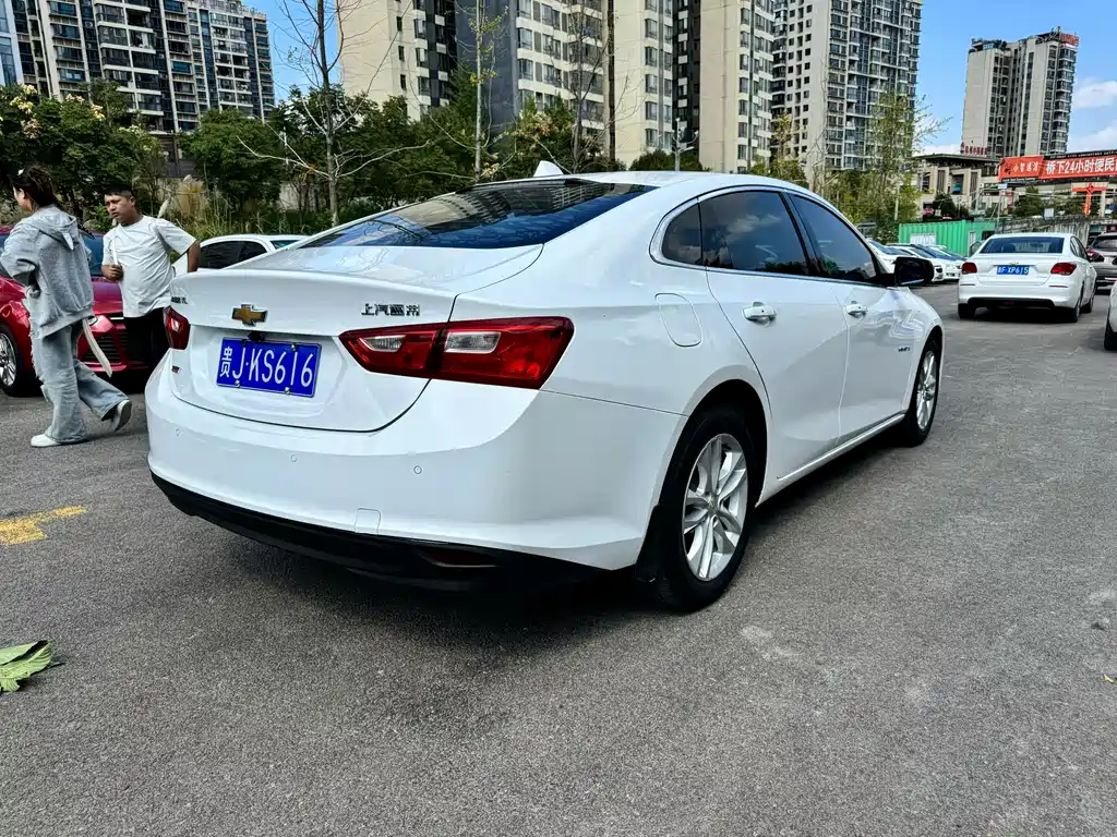 Chevrolet Malibu XL — миниатюра 9