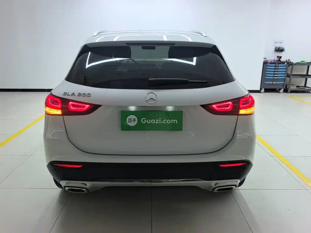 Mercedes-Benz GLA — миниатюра 6