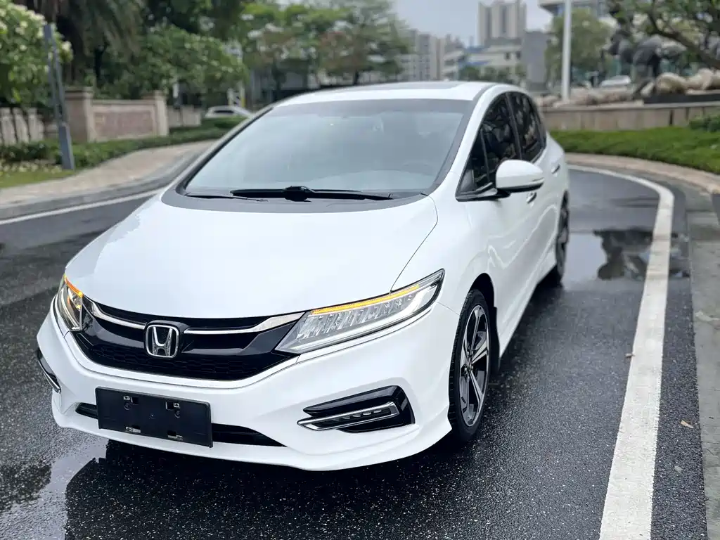Honda Jade 2018