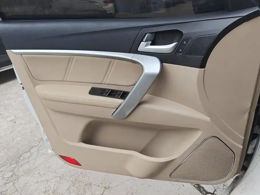 Geely Emgrand — миниатюра 7