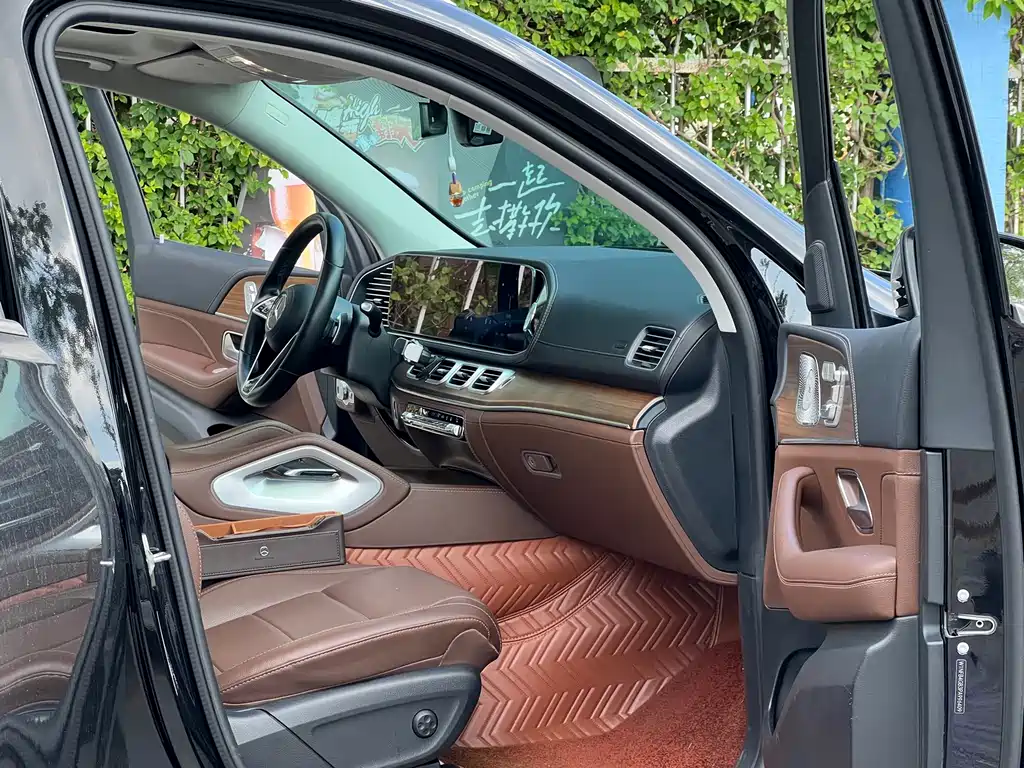 Mercedes-Benz GLE New Energy — миниатюра 9