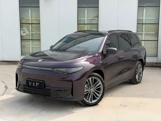 ZERO-RUNNING CAR ZERO RUN C16 2024