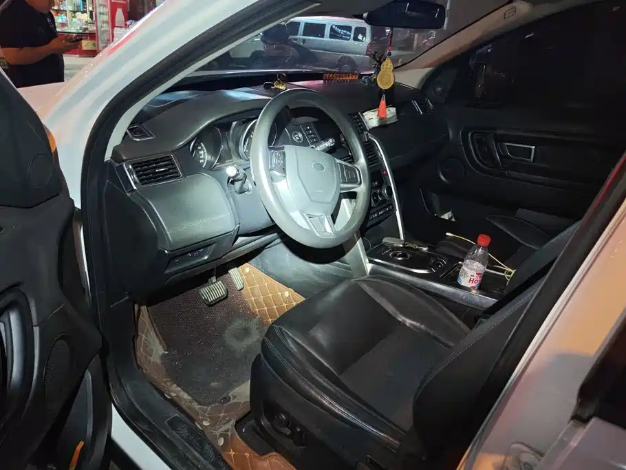 Land Rover Discovery Sport — миниатюра 9