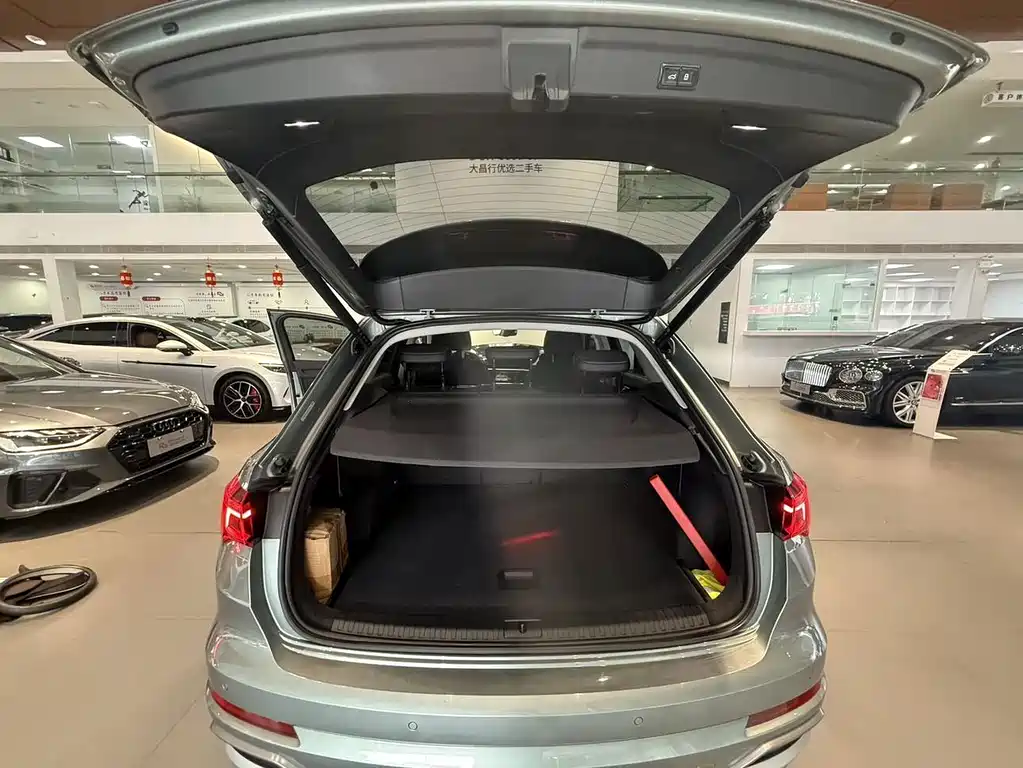 Audi Q3 — миниатюра 20