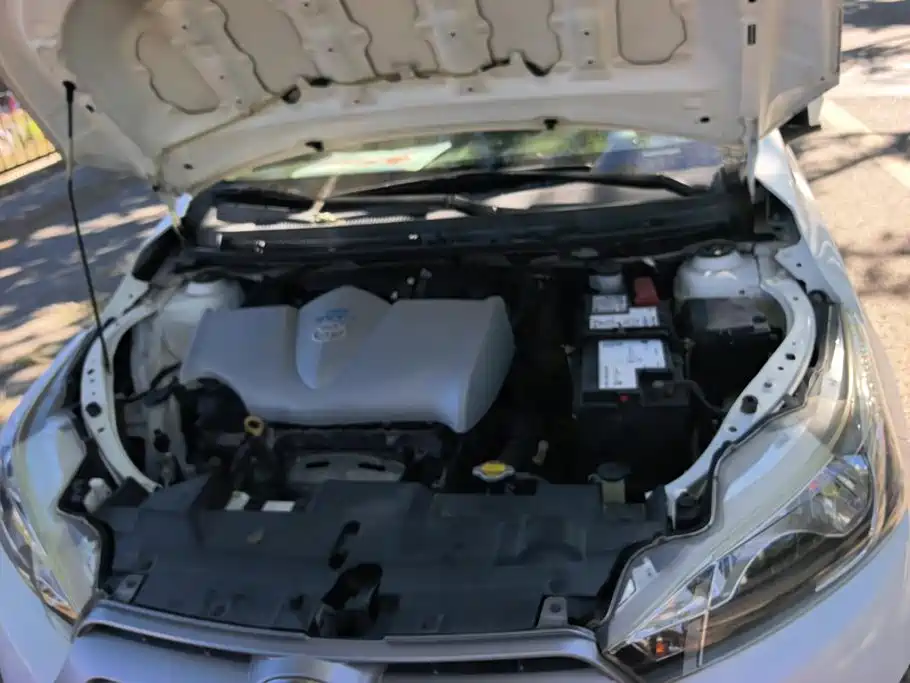 Toyota Yaris L — миниатюра 10