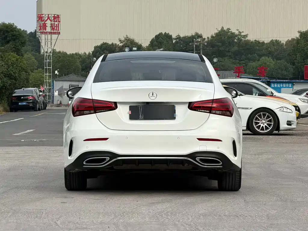 Mercedes-Benz A-Class — миниатюра 8