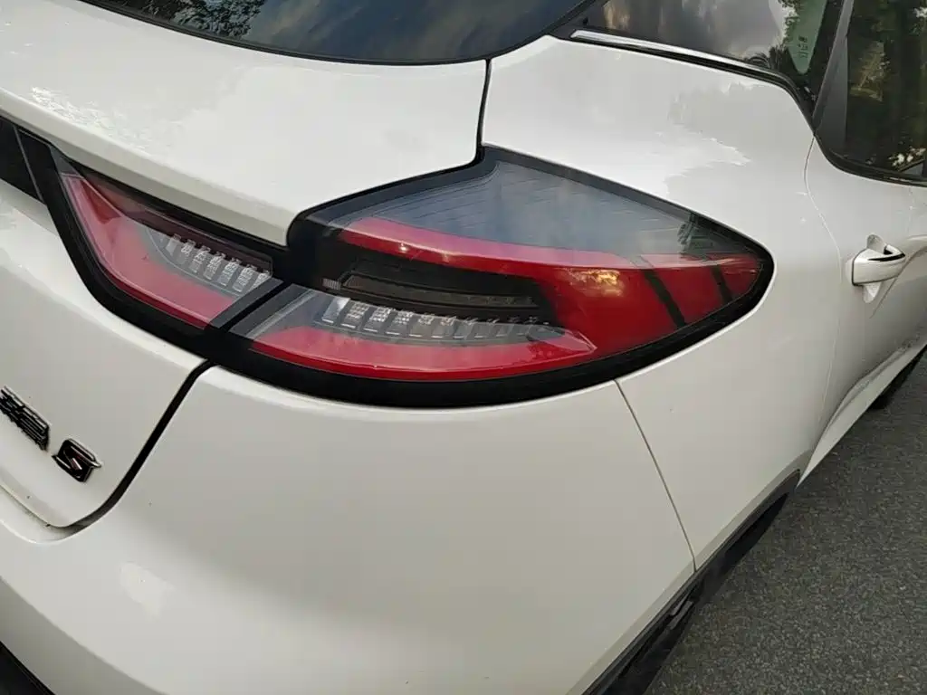 Geely Emgrand S — миниатюра 8