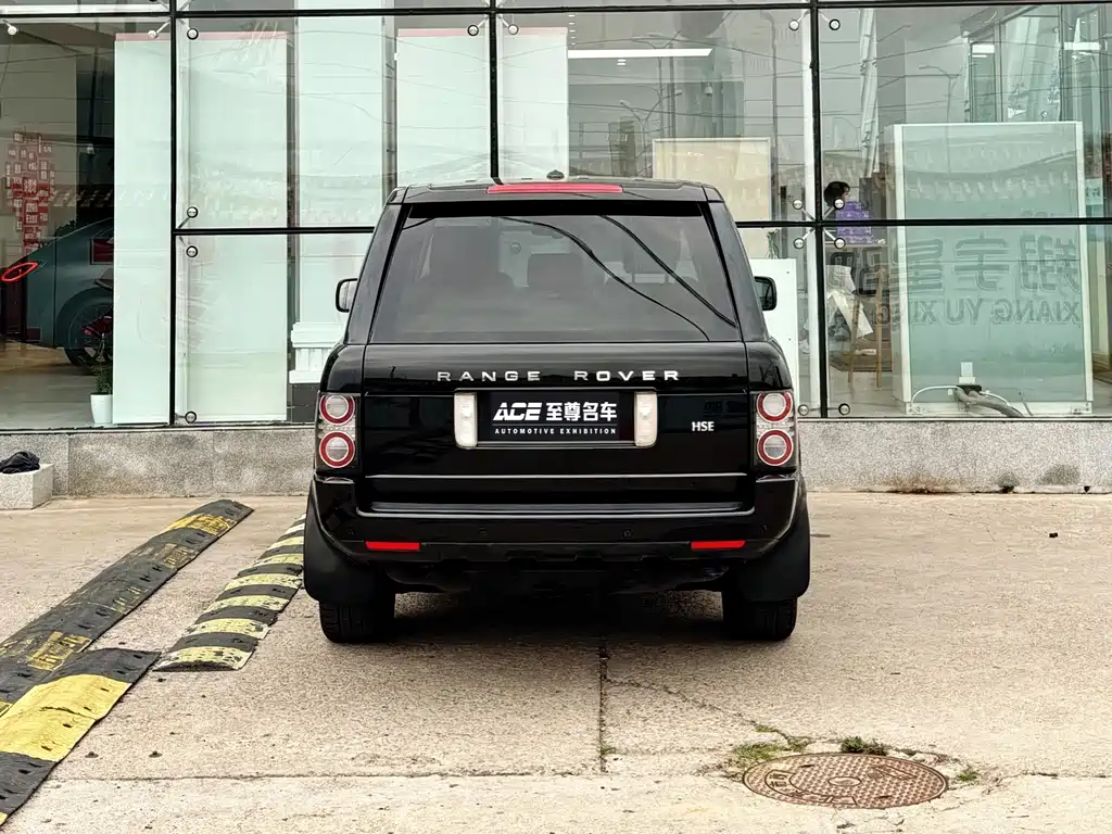 Land Rover Range Rover — миниатюра 5