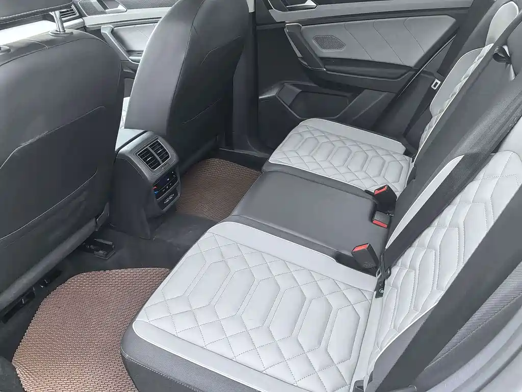 Volkswagen Tayron — миниатюра 5
