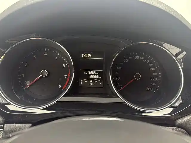 Volkswagen Sagitar — миниатюра 6