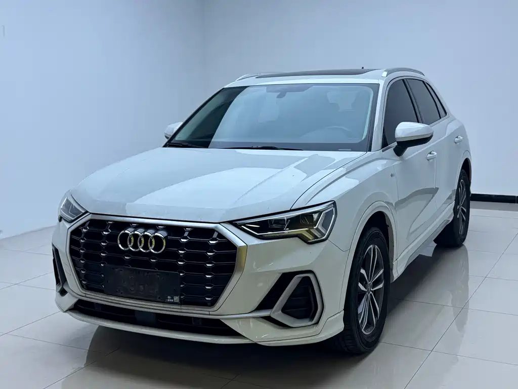 Audi Q3 2021