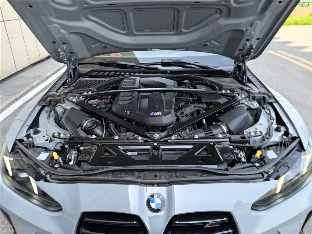 BMW M4 2024 M4 M xDrive