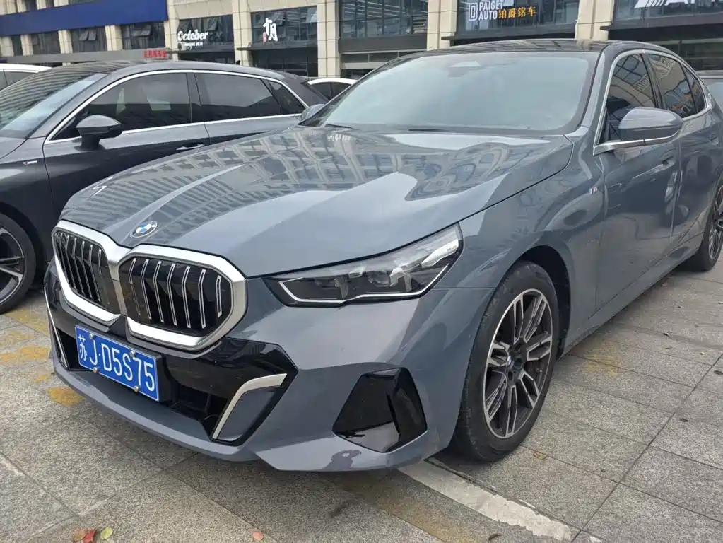 BMW 5 Series 2024
