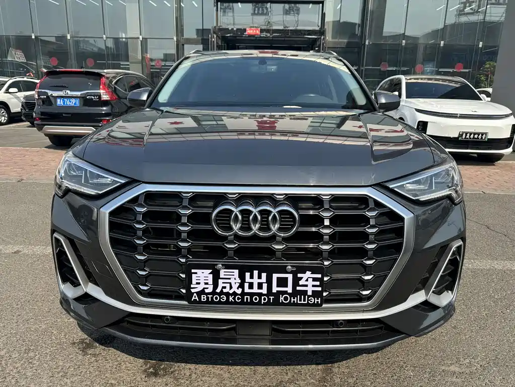 Audi Q3 2022 35 TFSI Fashion