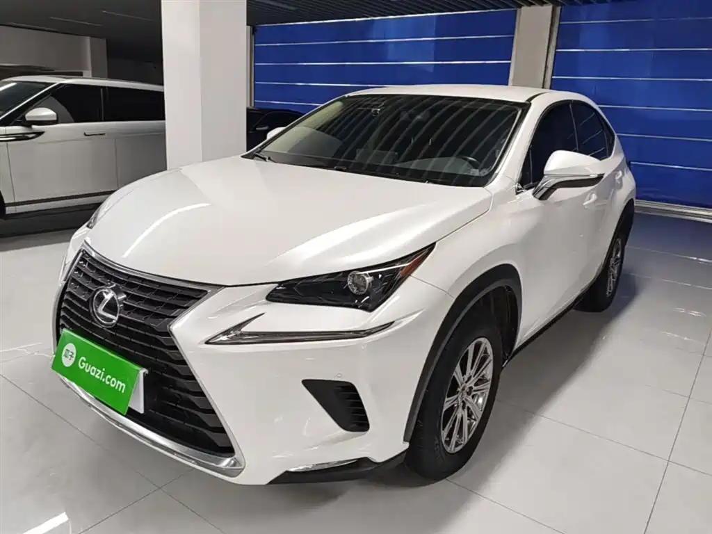 Lexus NX 2020
