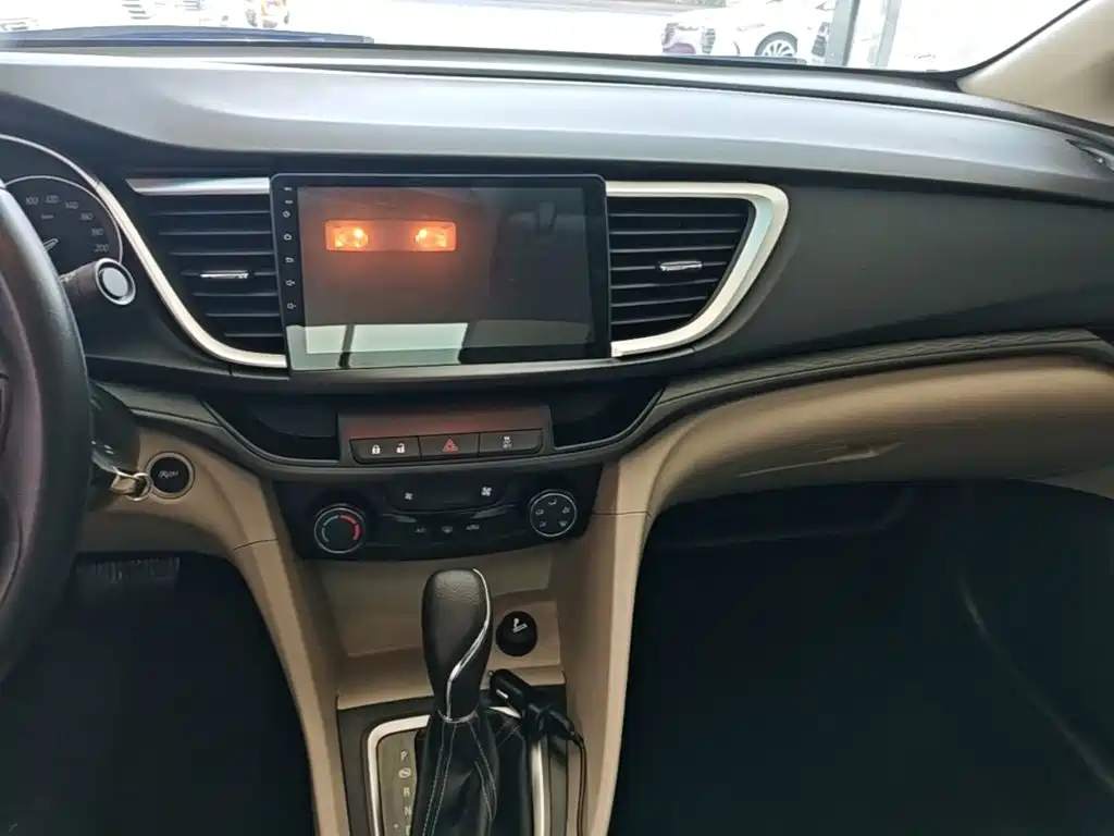 Buick Excelle — миниатюра 13