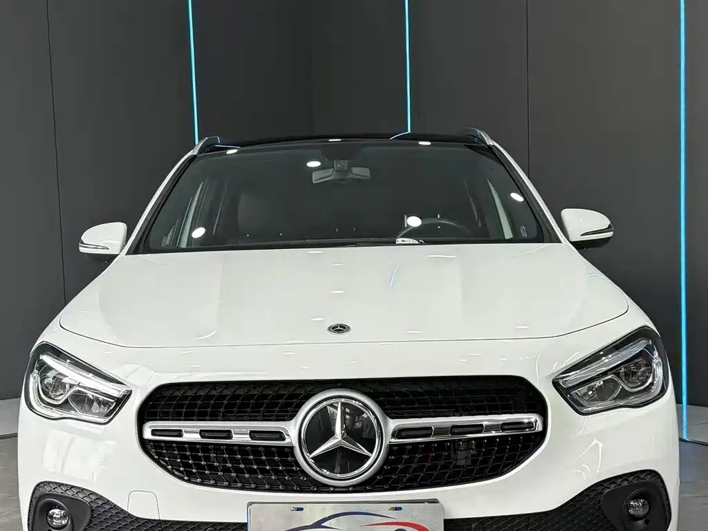 Mercedes-Benz GLA — миниатюра 2