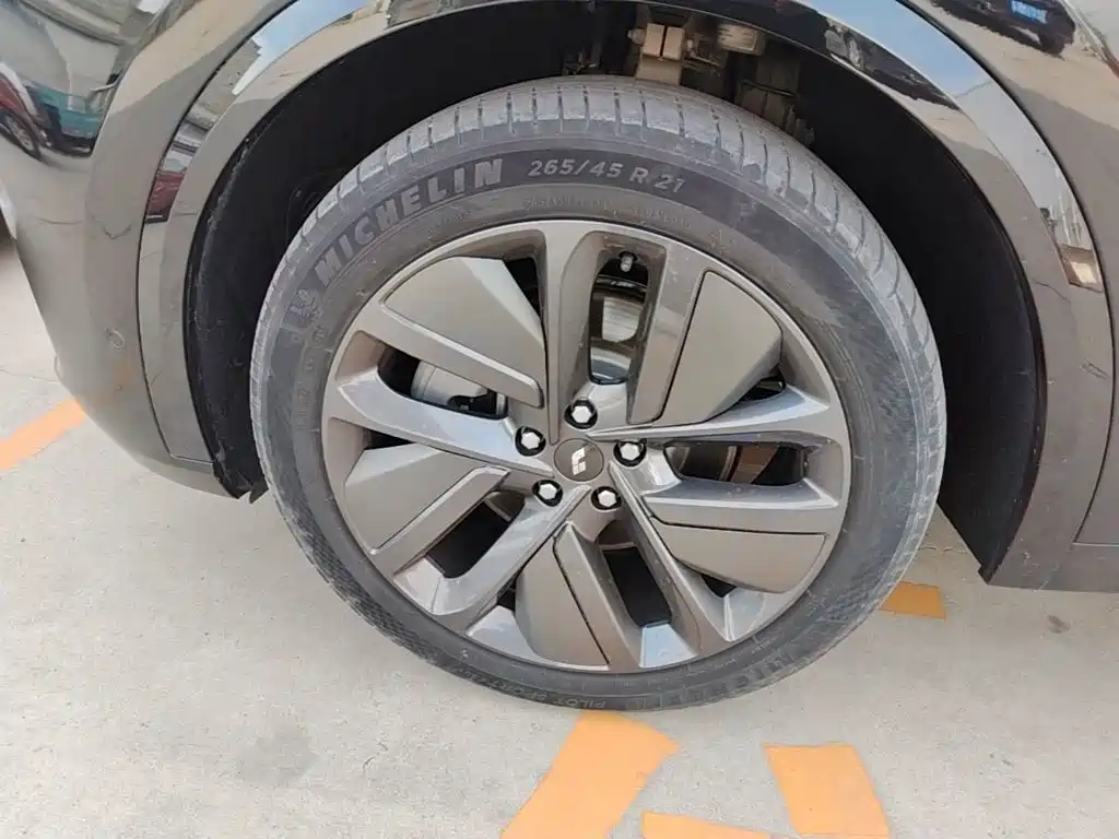 Li Auto Li L9 — миниатюра 23