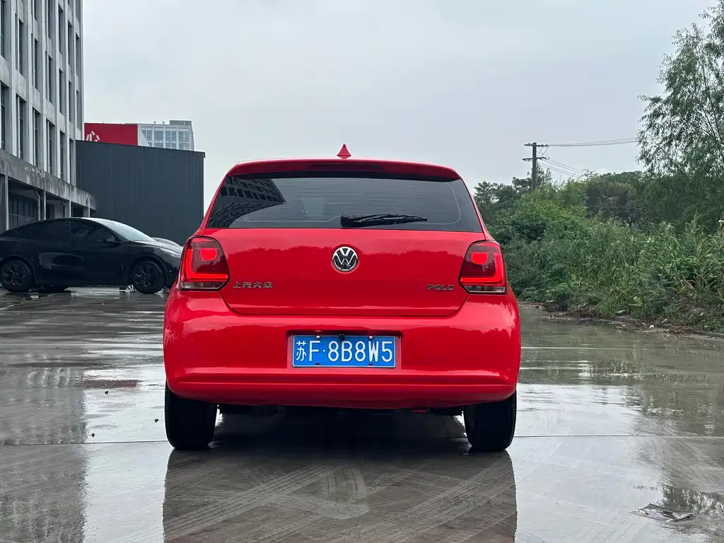 Volkswagen Polo — миниатюра 4