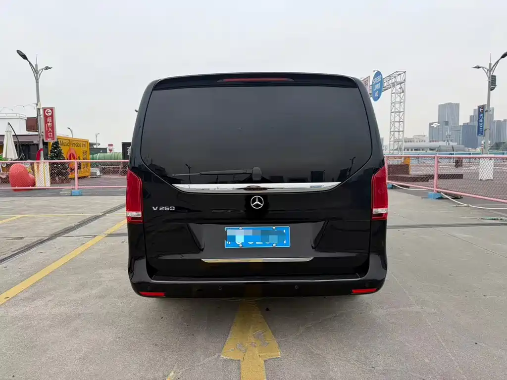 MERCEDES-BENZ V CLASS