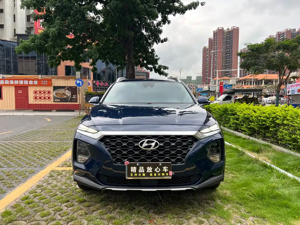 Hyundai Santa Fe 2019 380 TGDi TOP AT Flagship （HTRAC） V