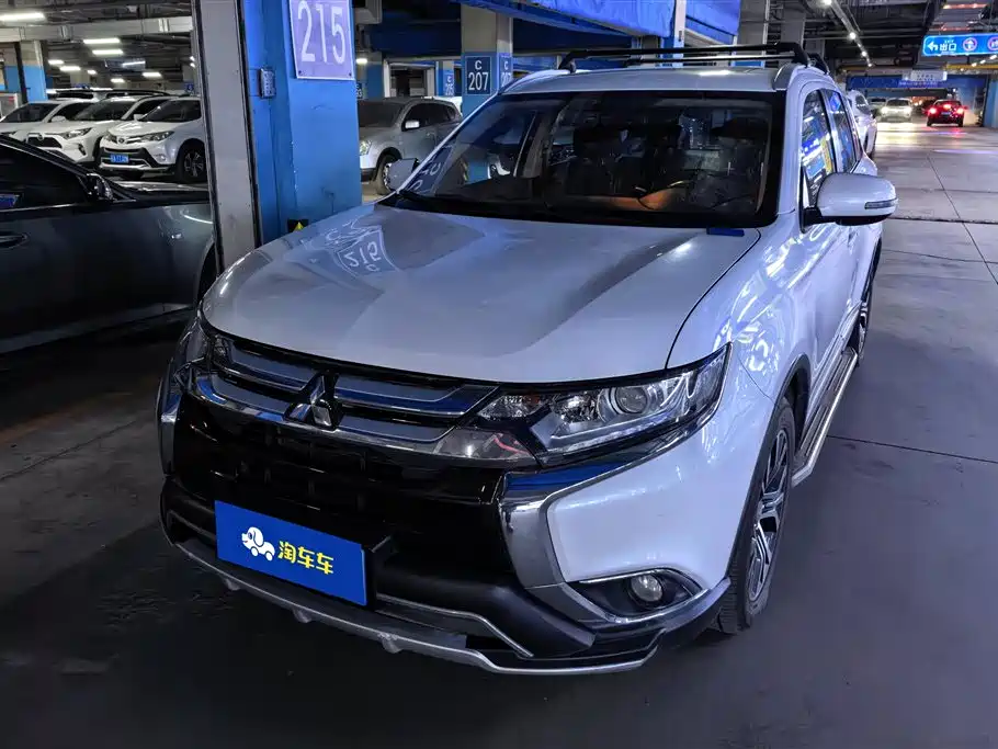 Mitsubishi Outlander 2018