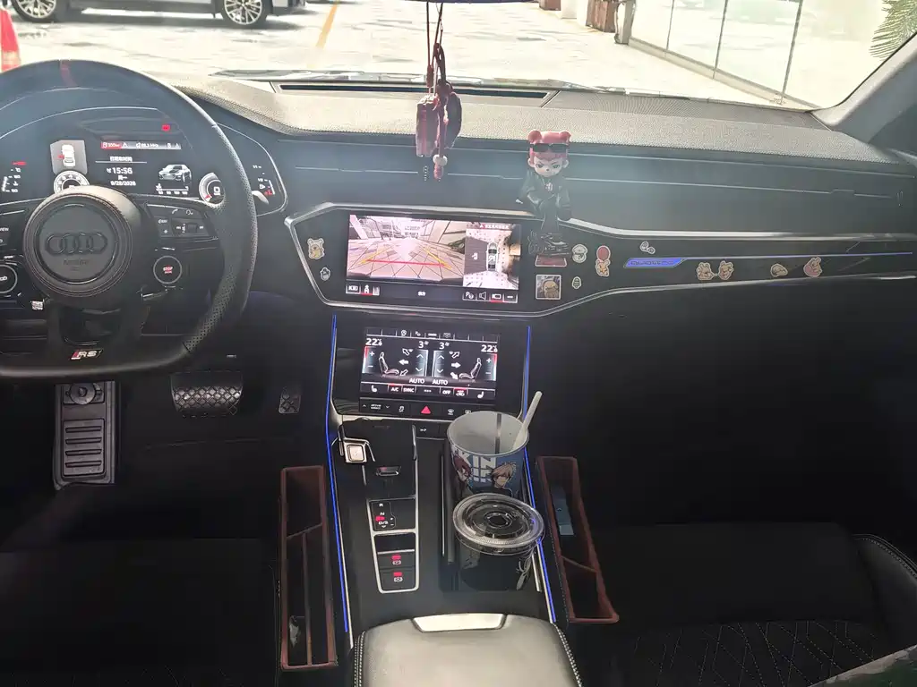 Audi A7L — миниатюра 10