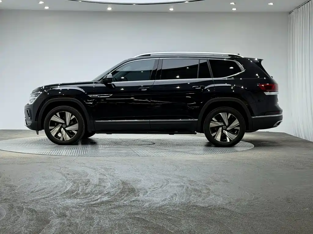 Volkswagen Teramont — миниатюра 5