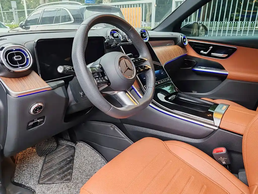 Mercedes-Benz GLC — миниатюра 9