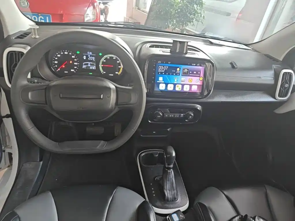 Roewe Clever — миниатюра 10