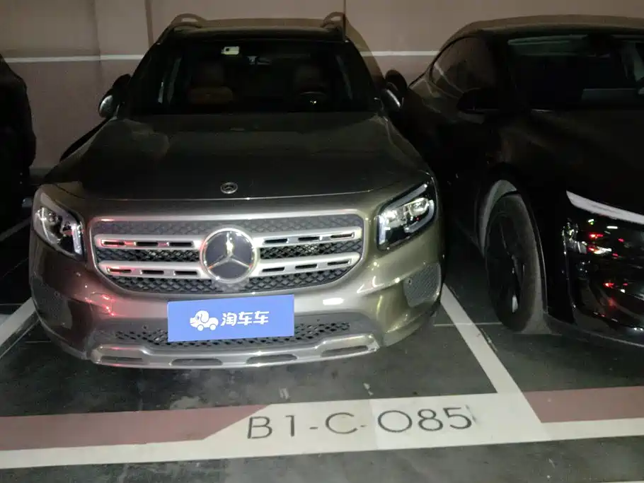 Mercedes-Benz GLB — миниатюра 2