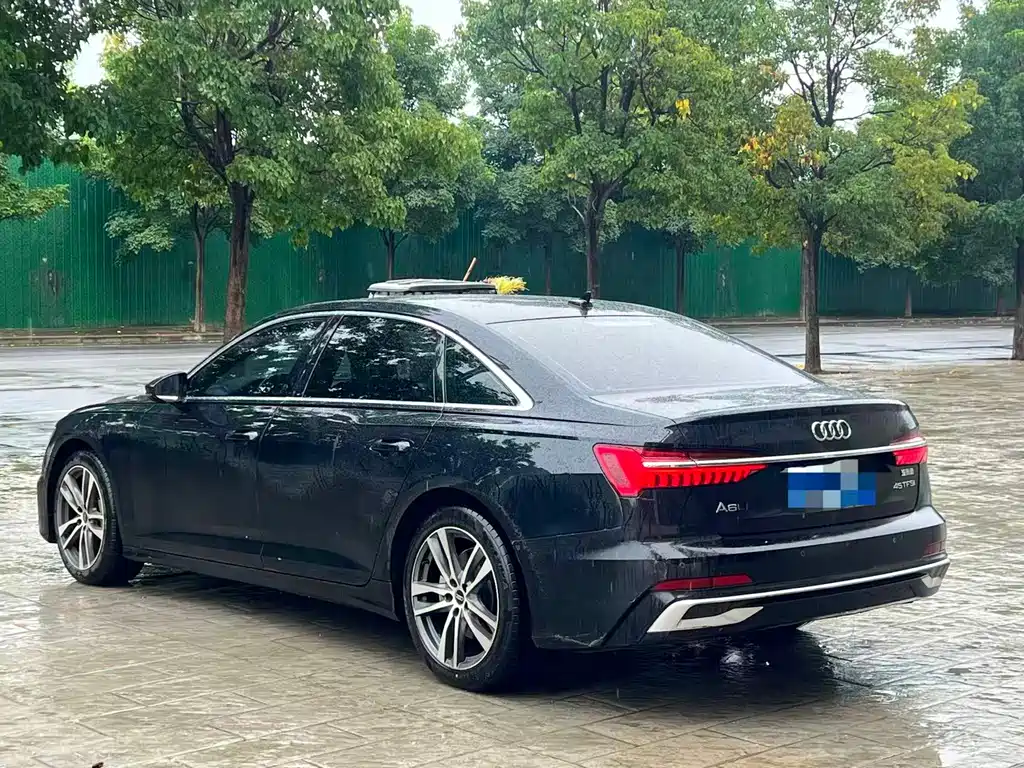 Audi A6L — миниатюра 6