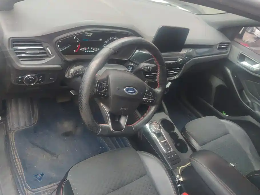 Ford Focus — миниатюра 12