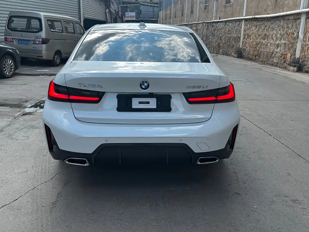 BMW 3 Series — миниатюра 9
