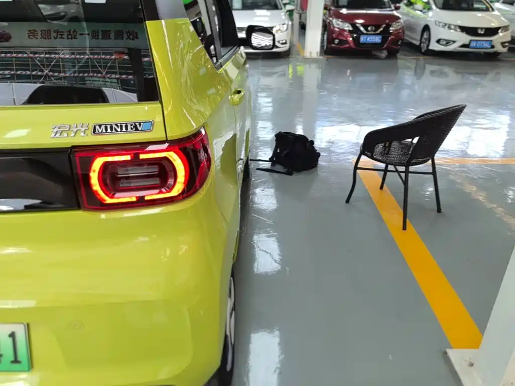 Wuling MINIEV — миниатюра 8
