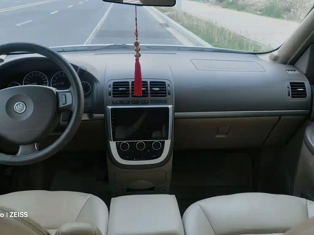 Buick GL8 2014 2.4L
