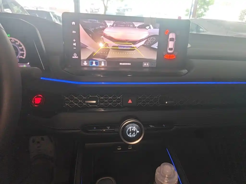 Honda Accord — миниатюра 13