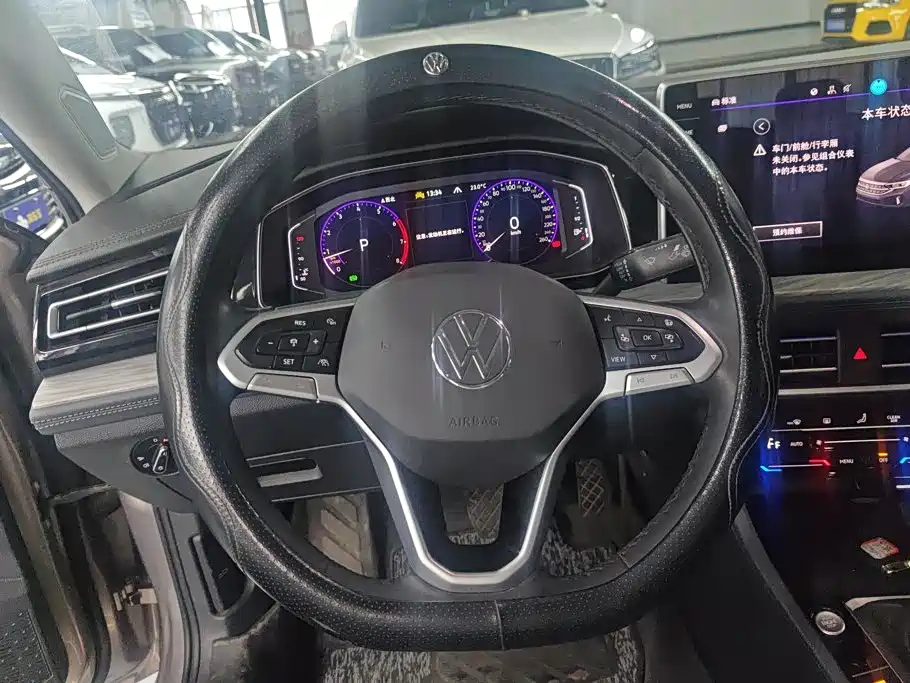 Volkswagen Sagitar — миниатюра 15