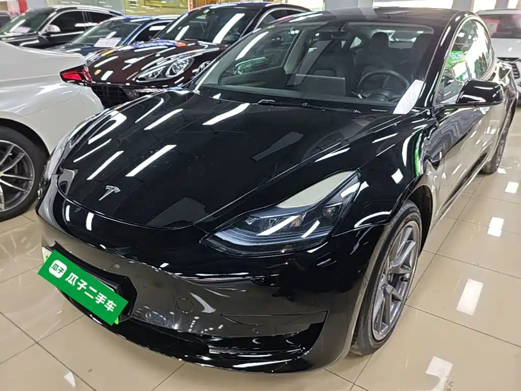 Tesla Model 3 — миниатюра 2