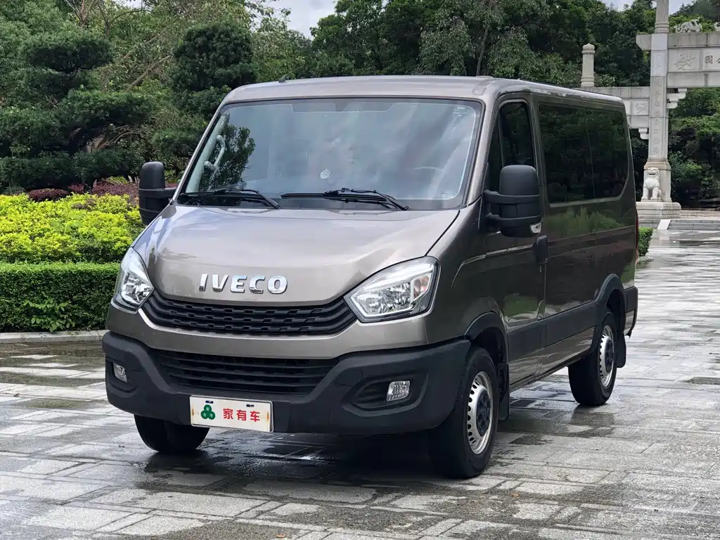 IVECO Ousheng