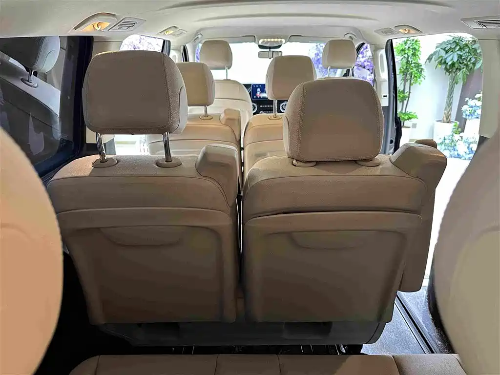 Mercedes-Benz Vito — миниатюра 15